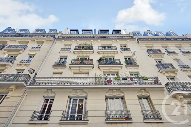 Appartement F2 à vendre - 2 pièces - 40.8 m2 - PARIS - 75015 - ILE-DE-FRANCE - Century 21 Vaugirard Convention