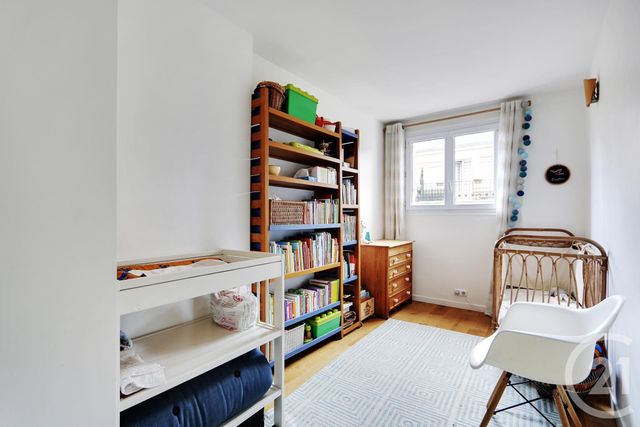 Appartement F5 à vendre - 5 pièces - 93.05 m2 - PARIS - 75015 - ILE-DE-FRANCE - Century 21 Vaugirard Convention Appartement F5 à vendre - 5 pièces - 93.05 m2 - PARIS - 75015 - ILE-DE-FRANCE - Century 21 Vaugirard Convention