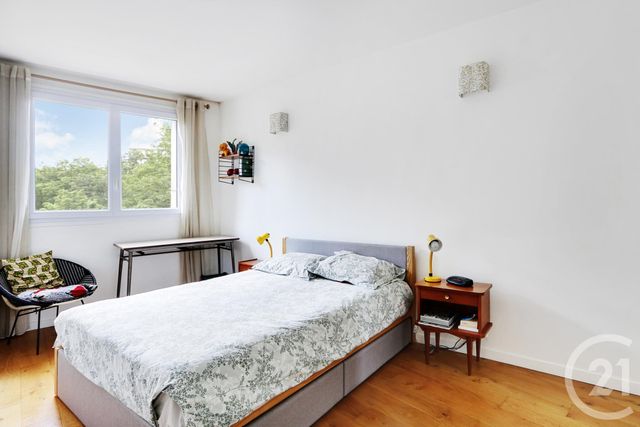 Appartement F5 à vendre - 5 pièces - 93.05 m2 - PARIS - 75015 - ILE-DE-FRANCE - Century 21 Vaugirard Convention Appartement F5 à vendre - 5 pièces - 93.05 m2 - PARIS - 75015 - ILE-DE-FRANCE - Century 21 Vaugirard Convention