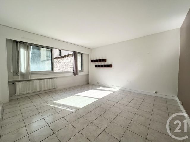 Appartement F2 à vendre - 2 pièces - 50.41 m2 - PARIS - 75015 - ILE-DE-FRANCE - Century 21 Vaugirard Convention