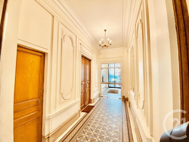 Afficher la photo en grand appartement à vendre - 4 pièces - 78.77 m2 - PARIS - 75015 - ILE-DE-FRANCE - Century 21 Vaugirard Convention