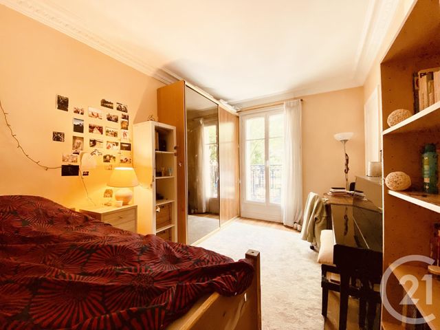 Afficher la photo en grand appartement à vendre - 4 pièces - 78.77 m2 - PARIS - 75015 - ILE-DE-FRANCE - Century 21 Vaugirard Convention