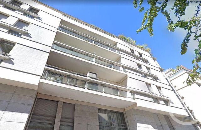 Afficher la photo en grand Appartement F3 à louer - 3 pièces - 76.15 m2 - PARIS - 75015 - ILE-DE-FRANCE - Century 21 Vaugirard Convention