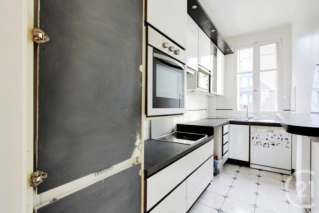 Afficher la photo en grand Appartement F4 à vendre - 4 pièces - 94.6 m2 - ISSY LES MOULINEAUX - 92 - ILE-DE-FRANCE - Century 21 Vaugirard Convention