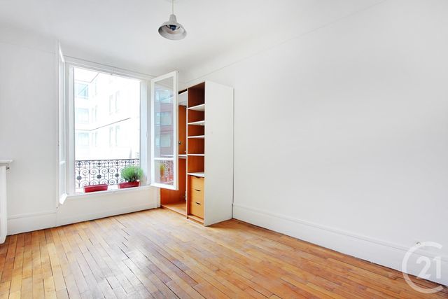 Afficher la photo en grand Appartement F4 à vendre - 4 pièces - 94.6 m2 - ISSY LES MOULINEAUX - 92 - ILE-DE-FRANCE - Century 21 Vaugirard Convention