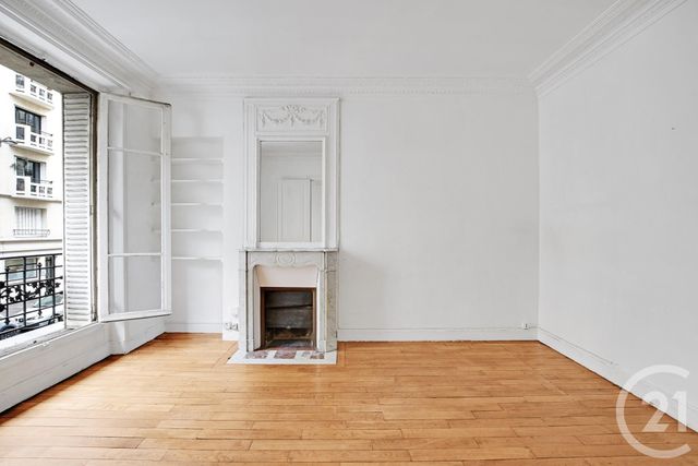 Afficher la photo en grand Appartement F2 à vendre - 2 pièces - 36.57 m2 - PARIS - 75015 - ILE-DE-FRANCE - Century 21 Vaugirard Convention