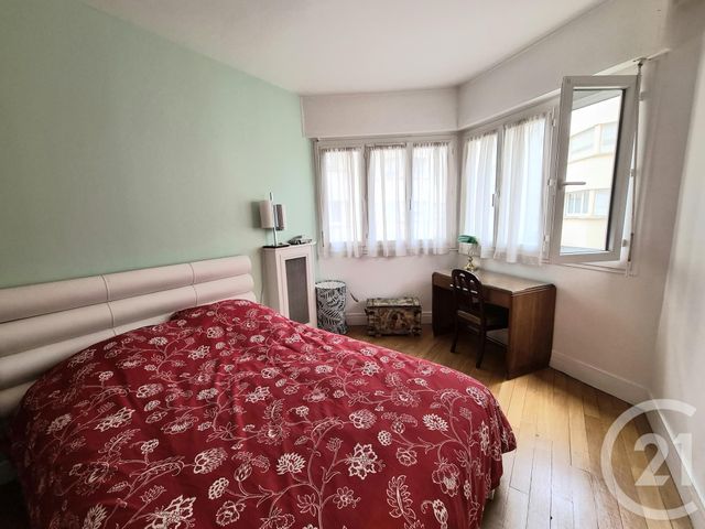 Afficher la photo en grand Appartement F2 à louer - 2 pièces - 41.0 m2 - PARIS - 75015 - ILE-DE-FRANCE - Century 21 Vaugirard Convention