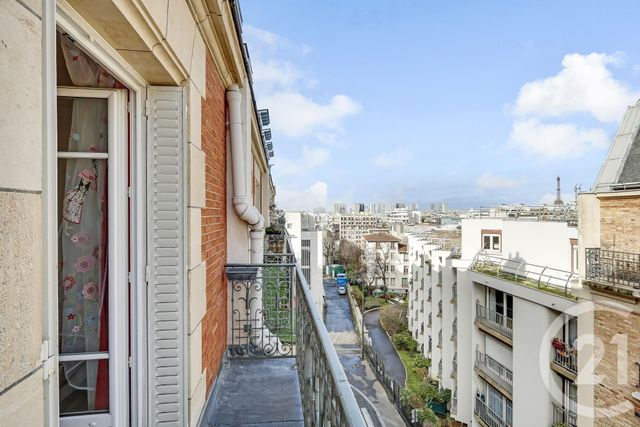 Afficher la photo en grand Appartement F2 à vendre - 2 pièces - 35.61 m2 - PARIS - 75015 - ILE-DE-FRANCE - Century 21 Vaugirard Convention