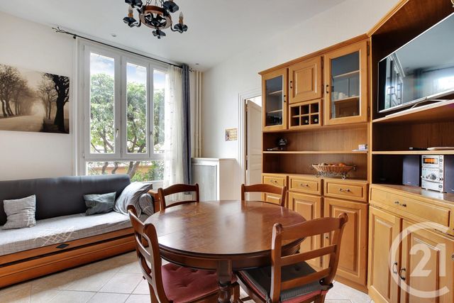 Appartement F2 à vendre - 3 pièces - 37.88 m2 - PARIS - 75015 - ILE-DE-FRANCE - Century 21 Vaugirard Convention