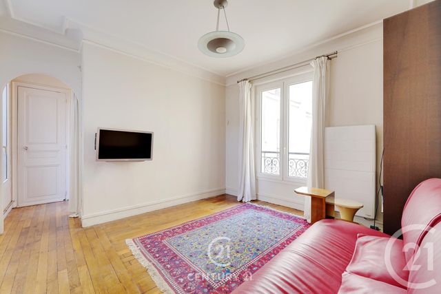 Appartement T2 à vendre - 2 pièces - 34.82 m2 - PARIS - 75011 - ILE-DE-FRANCE - Century 21 Vaugirard Convention
