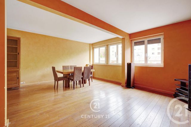 Appartement F5 à vendre - 5 pièces - 110.68 m2 - PARIS - 75015 - ILE-DE-FRANCE - Century 21 Vaugirard Convention