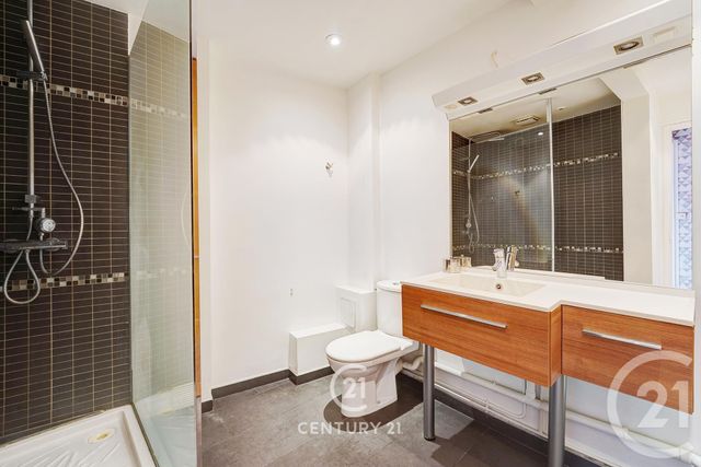 Appartement F5 à vendre - 5 pièces - 110.68 m2 - PARIS - 75015 - ILE-DE-FRANCE - Century 21 Vaugirard Convention