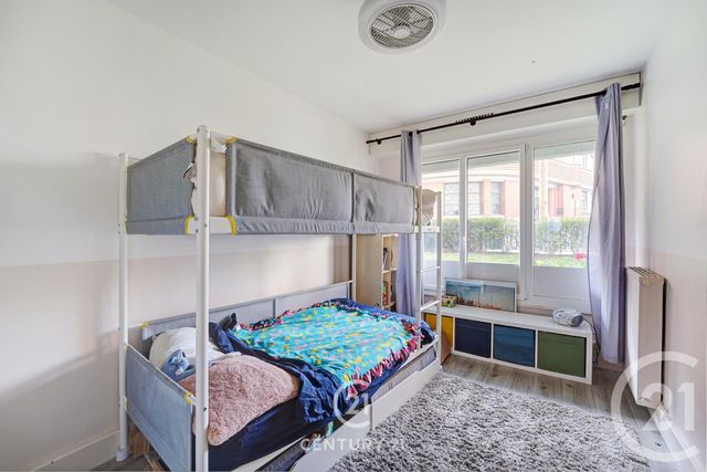 Appartement T4 à vendre - 4 pièces - 83.26 m2 - PARIS - 75015 - ILE-DE-FRANCE - Century 21 Vaugirard Convention