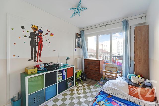 Appartement T4 à vendre - 4 pièces - 83.26 m2 - PARIS - 75015 - ILE-DE-FRANCE - Century 21 Vaugirard Convention