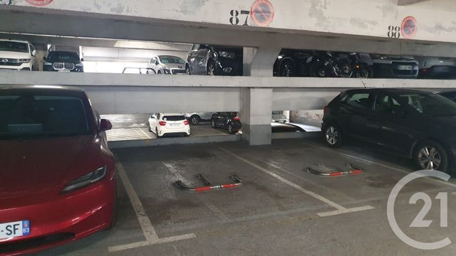 parking à louer - 10.0 m2 - PARIS - 75015 - ILE-DE-FRANCE - Century 21 Vaugirard Convention