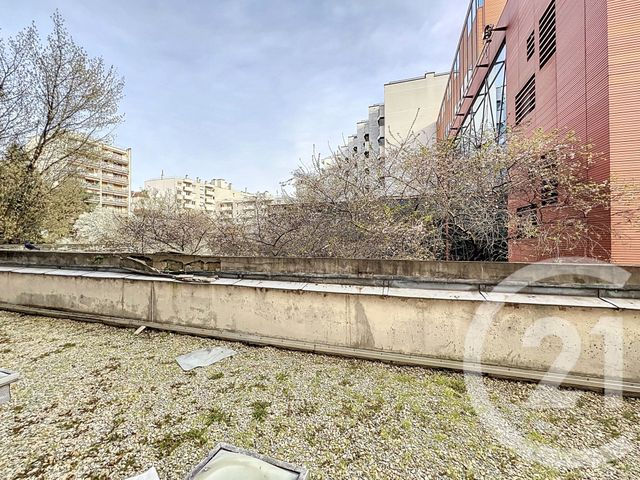 Afficher la photo en grand Appartement F3 à vendre - 3 pièces - 72.22 m2 - PARIS - 75015 - ILE-DE-FRANCE - Century 21 Vaugirard Convention