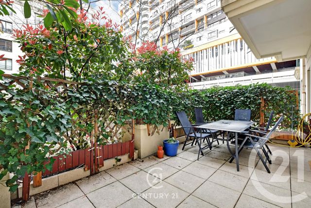 Appartement F3 à vendre - 3 pièces - 76.55 m2 - PARIS - 75015 - ILE-DE-FRANCE - Century 21 Vaugirard Convention