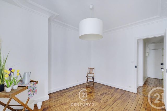 Appartement F2 à vendre - 2 pièces - 33.25 m2 - PARIS - 75015 - ILE-DE-FRANCE - Century 21 Vaugirard Convention