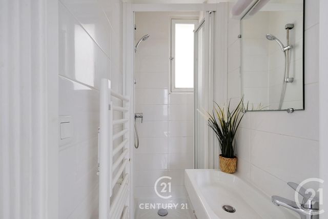 Appartement F2 à vendre - 2 pièces - 33.25 m2 - PARIS - 75015 - ILE-DE-FRANCE - Century 21 Vaugirard Convention