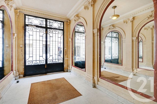 Appartement F2 à vendre - 2 pièces - 41.4 m2 - PARIS - 75015 - ILE-DE-FRANCE - Century 21 Vaugirard Convention