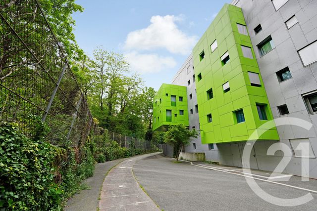 Afficher la photo en grand Appartement F3 à vendre - 3 pièces - 77.1 m2 - PARIS - 75015 - ILE-DE-FRANCE - Century 21 Vaugirard Convention