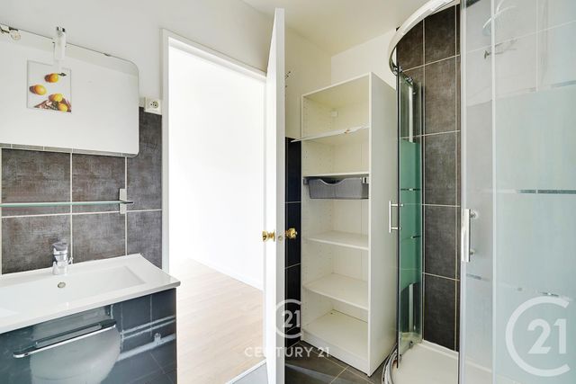 Appartement F2 à vendre - 2 pièces - 47.92 m2 - PARIS - 75015 - ILE-DE-FRANCE - Century 21 Vaugirard Convention