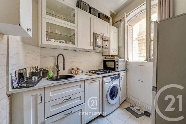 Appartement T4 à vendre - 4 pièces - 70.0 m2 - PARIS - 75015 - ILE-DE-FRANCE - Century 21 Vaugirard Convention