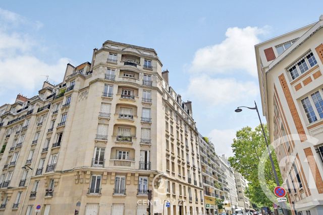 Appartement T3 à vendre - 3 pièces - 68.51 m2 - PARIS - 75015 - ILE-DE-FRANCE - Century 21 Vaugirard Convention