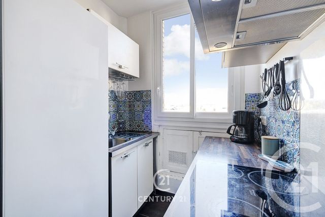 Afficher la photo en grand Appartement F2 à vendre - 2 pièces - 36.85 m2 - PARIS - 75015 - ILE-DE-FRANCE - Century 21 Vaugirard Convention