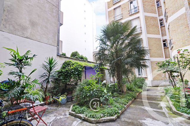 Afficher la photo en grand Appartement F2 à vendre - 2 pièces - 36.85 m2 - PARIS - 75015 - ILE-DE-FRANCE - Century 21 Vaugirard Convention