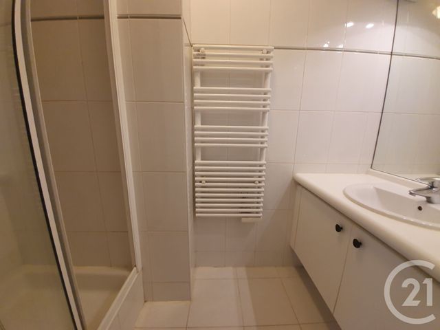 Appartement F3 à louer - 3 pièces - 76.15 m2 - PARIS - 75015 - ILE-DE-FRANCE - Century 21 Vaugirard Convention