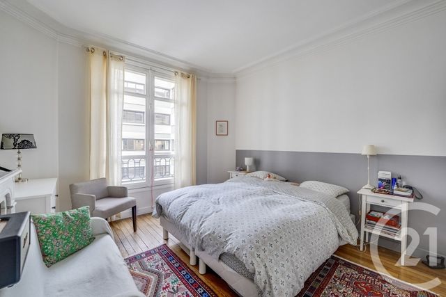 Appartement F4 à vendre - 4 pièces - 87.14 m2 - PARIS - 75015 - ILE-DE-FRANCE - Century 21 Vaugirard Convention