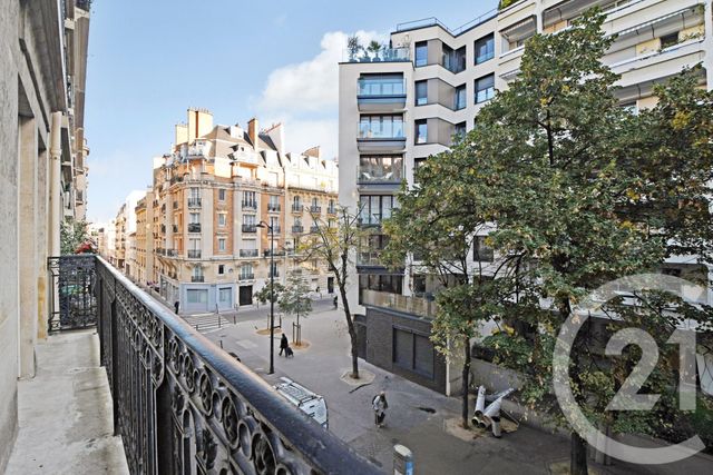 Afficher la photo en grand Appartement F2 à vendre - 2 pièces - 38.4 m2 - PARIS - 75015 - ILE-DE-FRANCE - Century 21 Vaugirard Convention