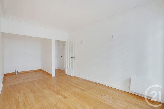 Appartement F2 à vendre - 2 pièces - 39.0 m2 - PARIS - 75015 - ILE-DE-FRANCE - Century 21 Vaugirard Convention