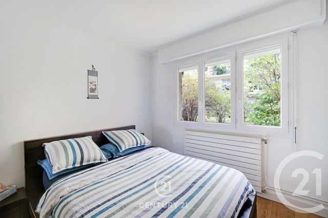 Afficher la photo en grand Appartement T2 à vendre - 2 pièces - 57.54 m2 - PARIS - 75015 - ILE-DE-FRANCE - Century 21 Vaugirard Convention