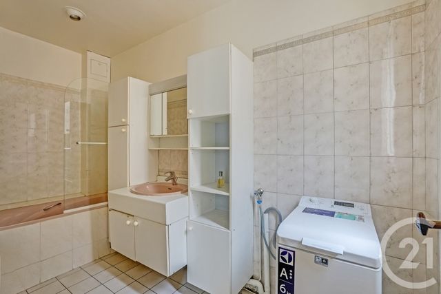 Appartement F5 à vendre - 5 pièces - 93.12 m2 - PARIS - 75015 - ILE-DE-FRANCE - Century 21 Vaugirard Convention