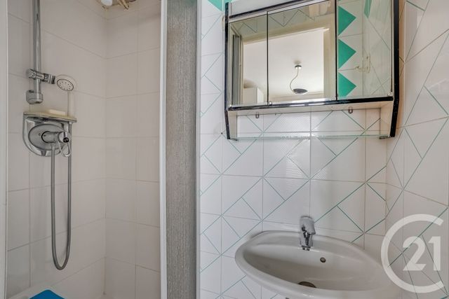 Appartement F5 à vendre - 5 pièces - 93.12 m2 - PARIS - 75015 - ILE-DE-FRANCE - Century 21 Vaugirard Convention