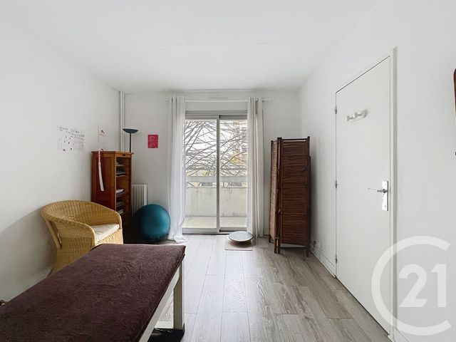 Appartement F2 à vendre - 2 pièces - 41.79 m2 - PARIS - 75015 - ILE-DE-FRANCE - Century 21 Vaugirard Convention