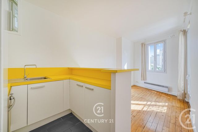 Appartement à vendre - 3 pièces - 45.3 m2 - PARIS - 75015 - ILE-DE-FRANCE - Century 21 Vaugirard Convention