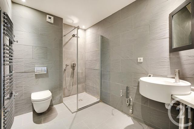 Appartement F2 à louer - 2 pièces - 39.59 m2 - PARIS - 75015 - ILE-DE-FRANCE - Century 21 Vaugirard Convention