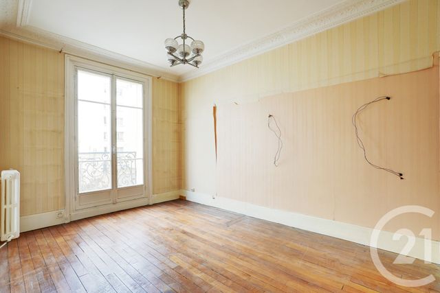 Appartement F5 à vendre - 5 pièces - 105.42 m2 - PARIS - 75015 - ILE-DE-FRANCE - Century 21 Vaugirard Convention