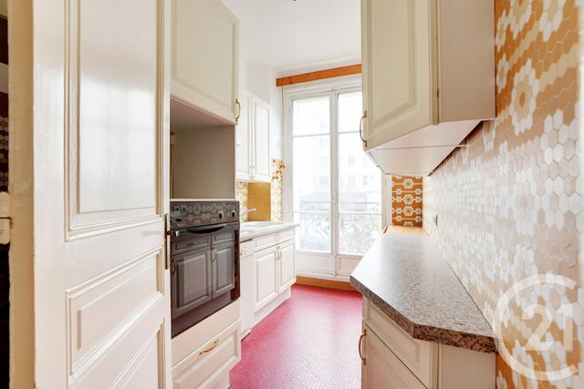 Appartement F5 à vendre - 5 pièces - 105.42 m2 - PARIS - 75015 - ILE-DE-FRANCE - Century 21 Vaugirard Convention