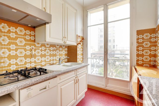 Appartement F5 à vendre - 5 pièces - 105.42 m2 - PARIS - 75015 - ILE-DE-FRANCE - Century 21 Vaugirard Convention