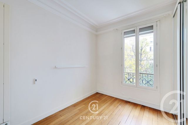Appartement T3 à vendre - 3 pièces - 42.54 m2 - PARIS - 75015 - ILE-DE-FRANCE - Century 21 Vaugirard Convention