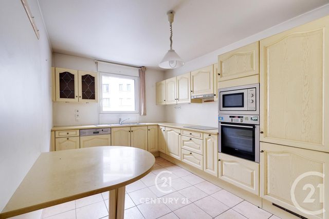 Appartement à vendre - 3 pièces - 77.12 m2 - PARIS - 75015 - ILE-DE-FRANCE - Century 21 Vaugirard Convention