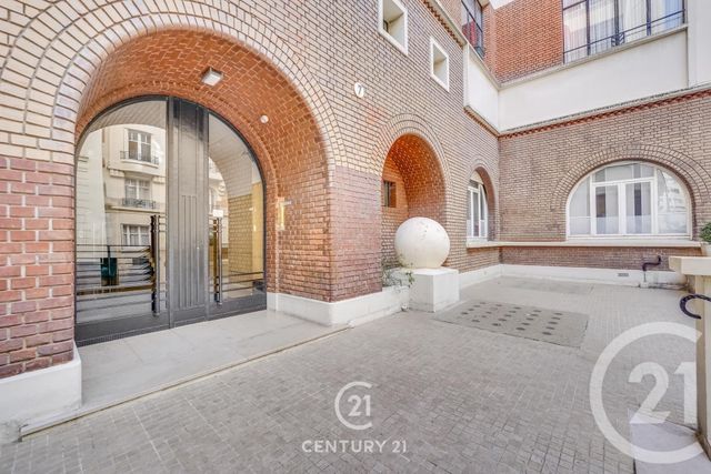 Appartement Studio à vendre - 1 pièce - 12.67 m2 - PARIS - 75015 - ILE-DE-FRANCE - Century 21 Vaugirard Convention