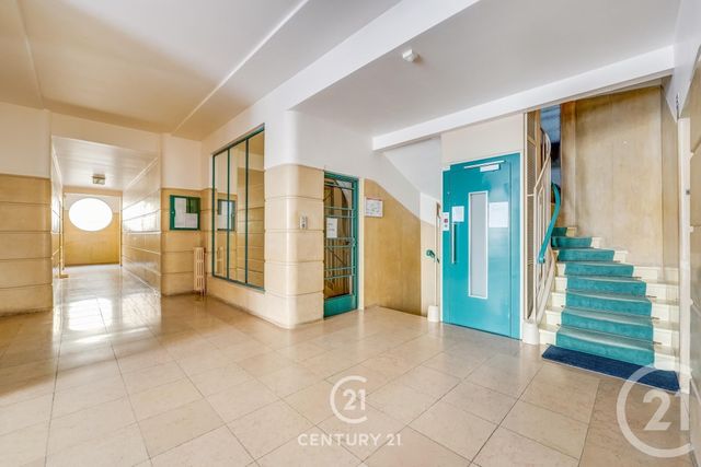 Appartement Studio à vendre - 1 pièce - 12.67 m2 - PARIS - 75015 - ILE-DE-FRANCE - Century 21 Vaugirard Convention