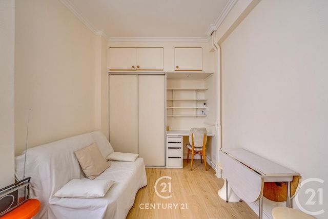 Appartement Studio à vendre - 1 pièce - 12.67 m2 - PARIS - 75015 - ILE-DE-FRANCE - Century 21 Vaugirard Convention