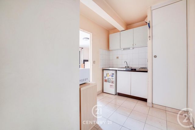 Appartement Studio à vendre - 1 pièce - 31.0 m2 - PARIS - 75015 - ILE-DE-FRANCE - Century 21 Vaugirard Convention