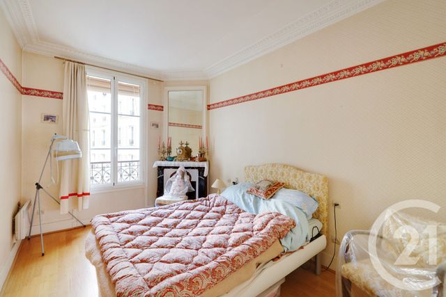 Appartement F3 à vendre - 3 pièces - 65.0 m2 - PARIS - 75015 - ILE-DE-FRANCE - Century 21 Vaugirard Convention